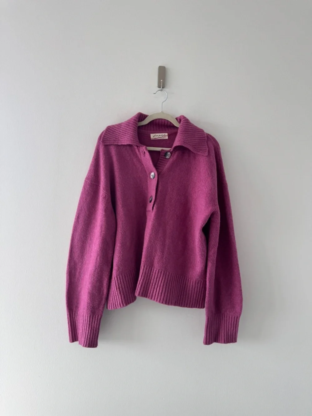 FREE PEOPLE Trading Up Polo Sweater in Magenta Haze Melange M